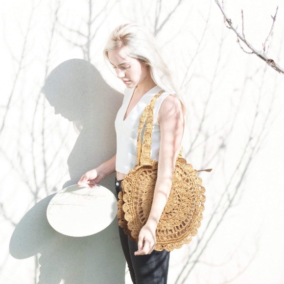 Handmade Woven Floral Summer Straw Tote Bag - Picture 2 of 3